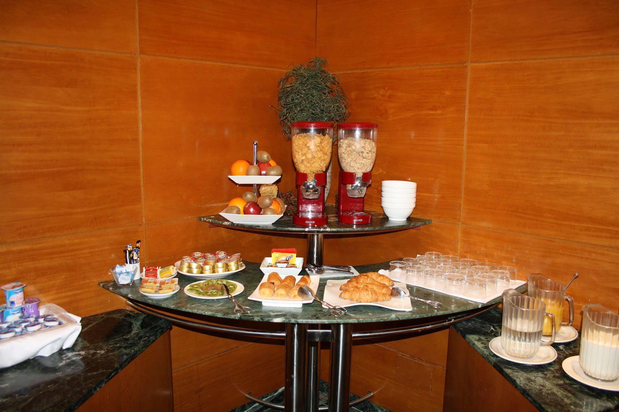 Hotel Pedralbes 바르셀로나 외부 사진