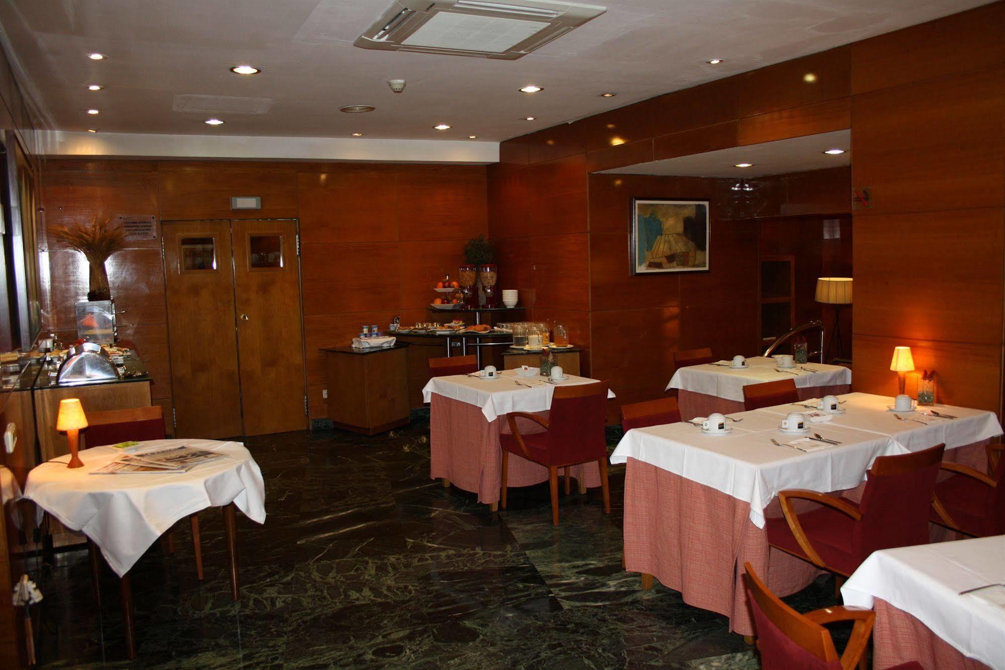 Hotel Pedralbes 바르셀로나 레스토랑 사진